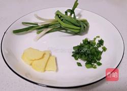 萝卜丝鲫鱼汤的做法图解2