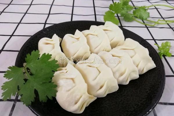 胡萝卜玉米猪肉饺
