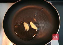 蒜苗炒腊肠的做法图解7