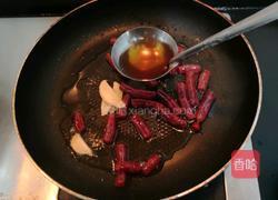 蒜苗炒腊肠的做法图解10