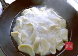 茼蒿梗蘑菇猪肉馅饺子的做法图解20