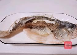 清蒸鲈鱼的做法图解6