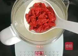 Illustration of how to make glutinous rice balls stuffed with white fungus and rice wine 12