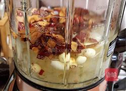 红枣银耳莲子汤的做法图解8
