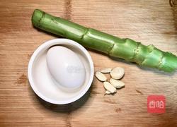 青笋炒鹅蛋的做法图解1