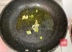 宫爆鸡丁的做法图解5