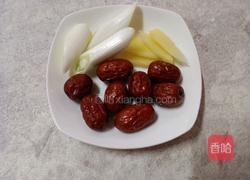 红枣莲藕鸡汤的做法图解3