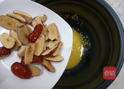 山药红枣小米粥的做法图解6