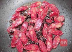 豆豉蒜苗炒腊肠的做法图解7