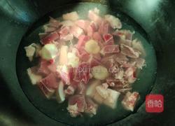 胡萝卜炖牛肉牛腩的做法图解2