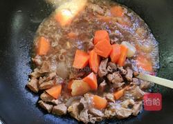 胡萝卜炖牛肉牛腩的做法图解5