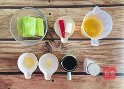 凉拌莴苣的做法图解1