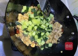 黄瓜炒鸡丁的做法图解7