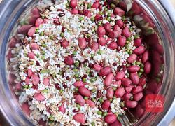 腊八粥的做法图解1