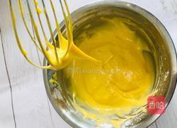 戚风蛋糕的做法图解5