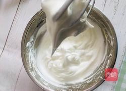 戚风蛋糕的做法图解9