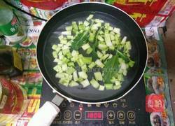 花椰菜炒肉的做法图解5