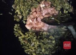 酸菜炒肉的做法图解7