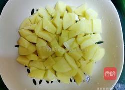 土豆火腿电饭煲焖饭的做法图解2