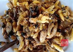 油炸蜂蛹的做法图解6