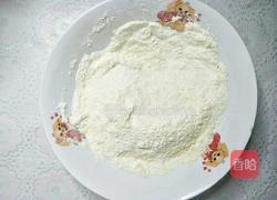 蒸蒸日上金鱼馒头的做法图解2