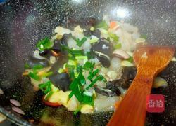 黑木耳炒蹄筋的做法图解11