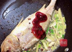 家常酱烧黄花鱼的做法图解9