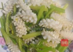 鱿鱼炒芹菜的做法图解6