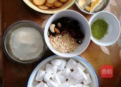 抹茶雪花酥的做法图解1