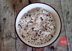 芝士肉松饭团的做法图解3