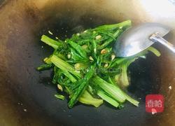 蒜香油麦菜的做法图解8