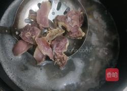 辣椒炒腊鸭腿的做法图解1