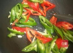 辣椒炒腊鸭腿的做法图解4