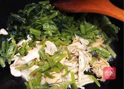 雪菜笋干黄鱼汤的做法图解3