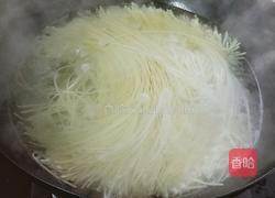 菠菜面条的做法图解3