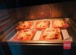 鲜虾培根吐司披萨的做法图解4