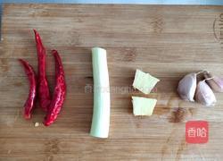 超下饭的包菜炒肉的做法图解1