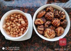 鲍汁花菇焖凤爪的做法图解2