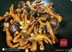 鲍汁花菇焖凤爪的做法图解10