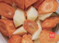 抗疫简餐胡萝卜土豆双蒸的做法图解4