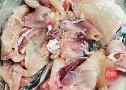 干锅鱼的做法图解1