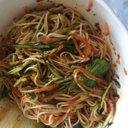 酸辣拌面的做法[图]