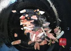 黄花炒肉的做法图解3