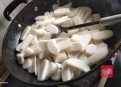 咸菜肉丝蘑菇年糕汤的做法图解6