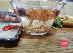 人参虫草花桂圆红枣鸡汤的做法图解2