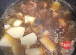 土豆烧鸡腿的做法图解6