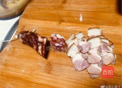 腊肠腊肉煲仔饭的做法图解3