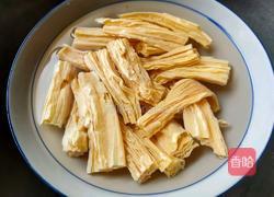 腐竹炒芹菜的做法图解2