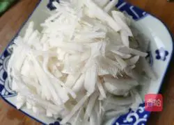 Illustration of braised shredded radish 3