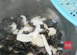 虾仁木耳炒山药的做法图解6
